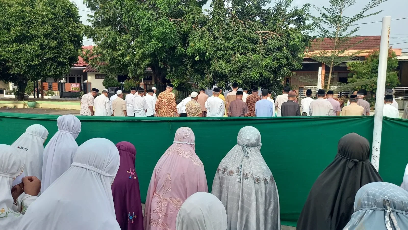 Warga RW 07 Pangkah Gelar Shalat Istisqa Memohon Hujan