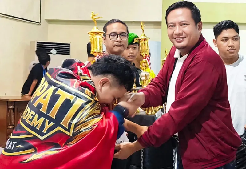 Senopati Club Academy Juara Umum Turnamen Pencak Silat Piala Rektor UPS Tegal