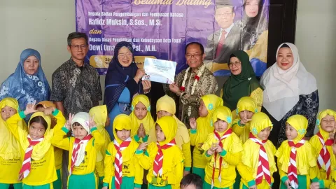 Kemendikdasmen Bantu TKIT Syi'arul Islam Tegal Perkuat Literasi Anak