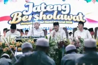 Ada 5.400 Pesantren di Jateng, Ahmad Luthfi Perkuat Dukungan untuk Santri dan Guru Agama