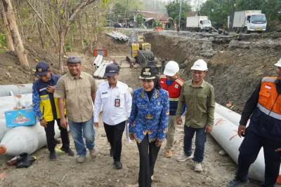 Perbaikan Jalan Ambles Kaliwungu–Boja Dimulai, Pemkab Kendal Siapkan 18 Tiang Pancang