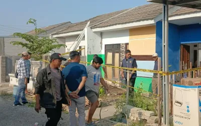 Polisi Bongkar Septik Tank Rumah Terduga Pelaku Mutilasi Ayah Sendiri di Brebes