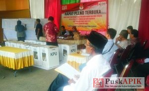 Hari Kedua, Penghitungan Suara Kecamatan  Belum Ada Penghitungan Ulang