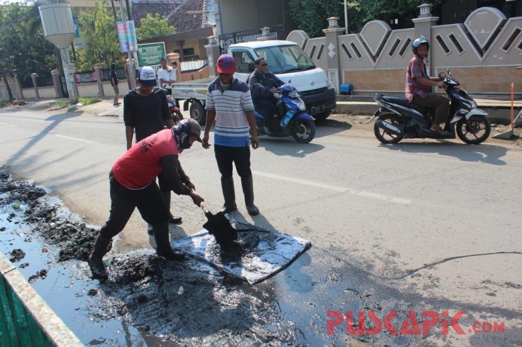 Cegah Banjir, DPUPR Kota Pekalongan Siagakan Satgas Drainase