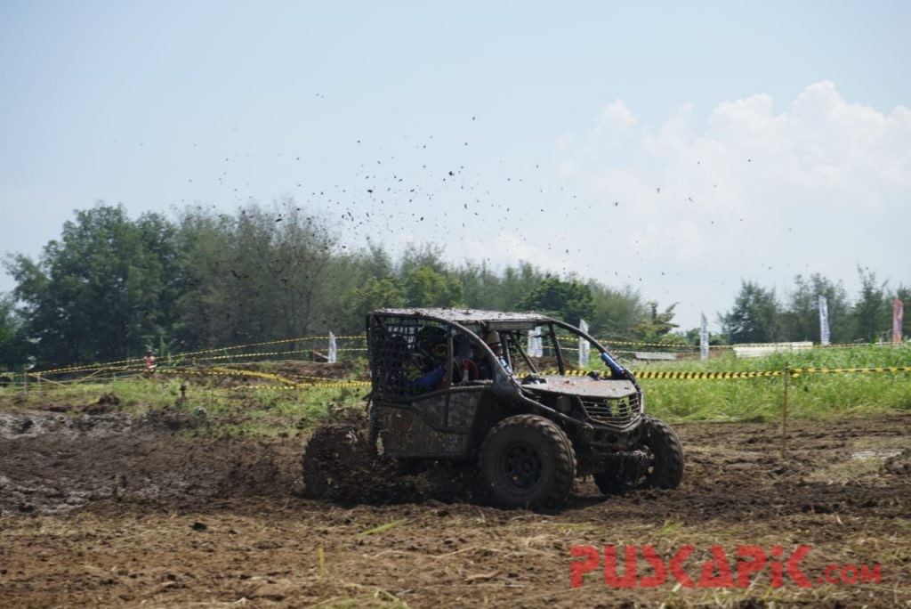 Banyak Offroader Pemalang Soda Racing Terjebak Lumpur