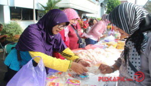 Pameran Produk Kelompok Binaan OPD Kota Pekalongan Diserbu Pengunjung