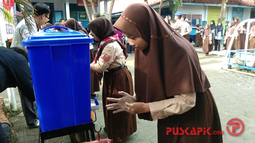 Cegah Corona, Pelajar Pemalang Dilarang Bersalaman dan Wajib Cuci Tangan