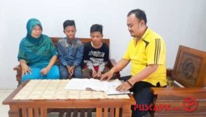 Top! Salut, Guru SD di Tegal Home Visit Selama Liburan