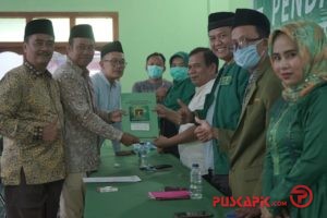 Mukti Agung Wibowo Serahan Formulir ke PPP di Hari Terakhir