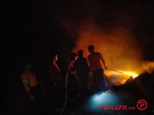 Ketiduran Saat Masak Air, Rumah Kakek Nyana Ludes terbakar