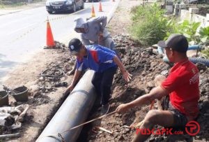 Pelayanan Terganggu, PDAM Tirta Mulia Pemalang Perbaiki Pipa Bocor