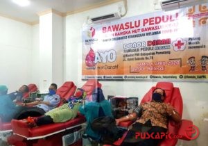 HUT ke 12, Bawaslu Pemalang Donor Darah