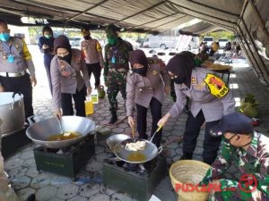 Di Tegal, TNI-POLRI Buka Dapur Umum untuk ODP