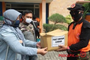 Corona, Difabel di Pekalongan, Terima Bantuan