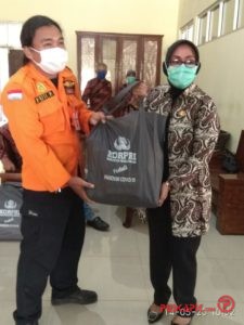 Korpri Pekalongan Bantu Sembako kepada Relawan Covid-19