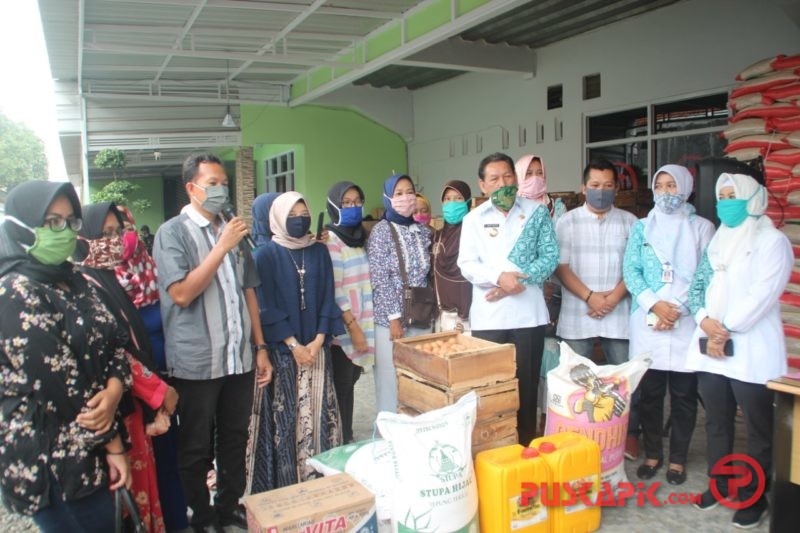 Beri Stimulus UMKM Terdampak Covid-19, Pemkot Pekalongan Salurkan Bansos JPE