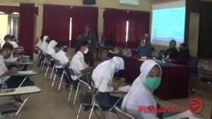 Server PPDB Online Bermasalah, Calon Siswa Baru Terpaksa Mendaftar Manual