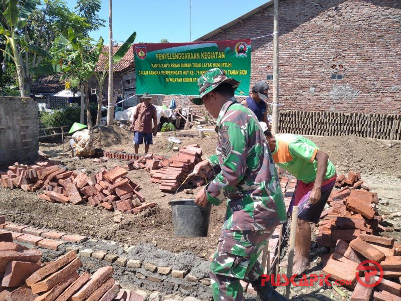 Kodim Pemalang Bedah Rumah Rumah Janda Miskin Sebatang Kara