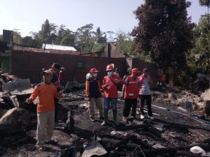 Diduga Akibat Korsleting Listrik, Tiga Rumah di Tegal Ludes Terbakar