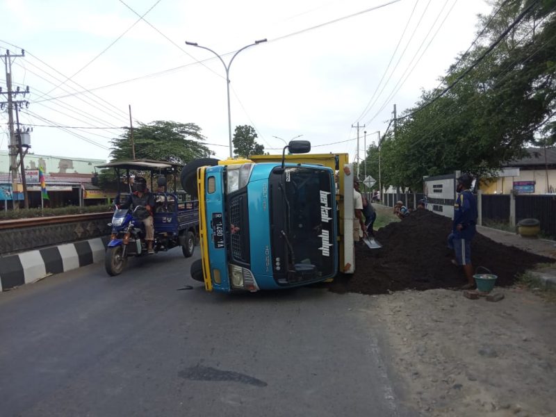 Truk Terguling, Jalur Bojongbata Dialihkan