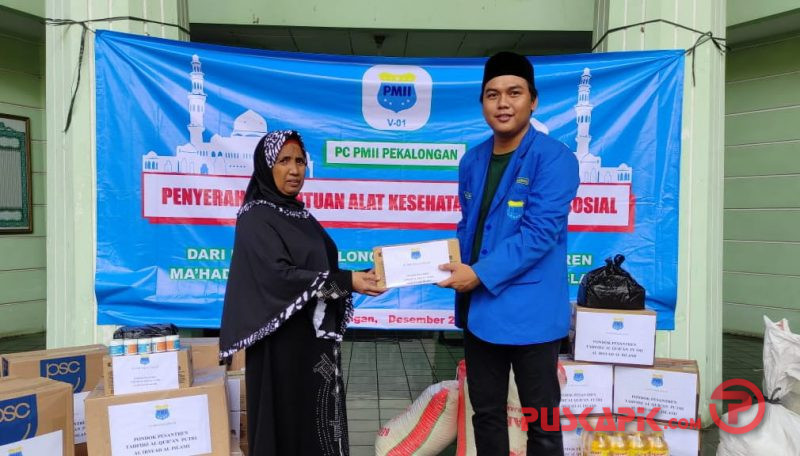 PMII Pekalongan Bantu Alat Kesehatan dan Sembako