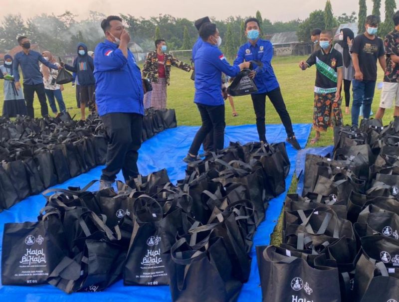 Pemuda Bantarbolang dan DPD KNPI Pemalang Bagikan 570 Paket Sembako untuk Warga Semiliran