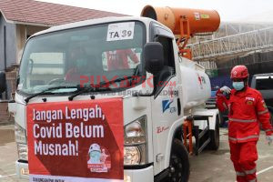 PMI Kota Pekalongan Gencarkan Penyemprotan Disinfektan dengan Mobil Gunner