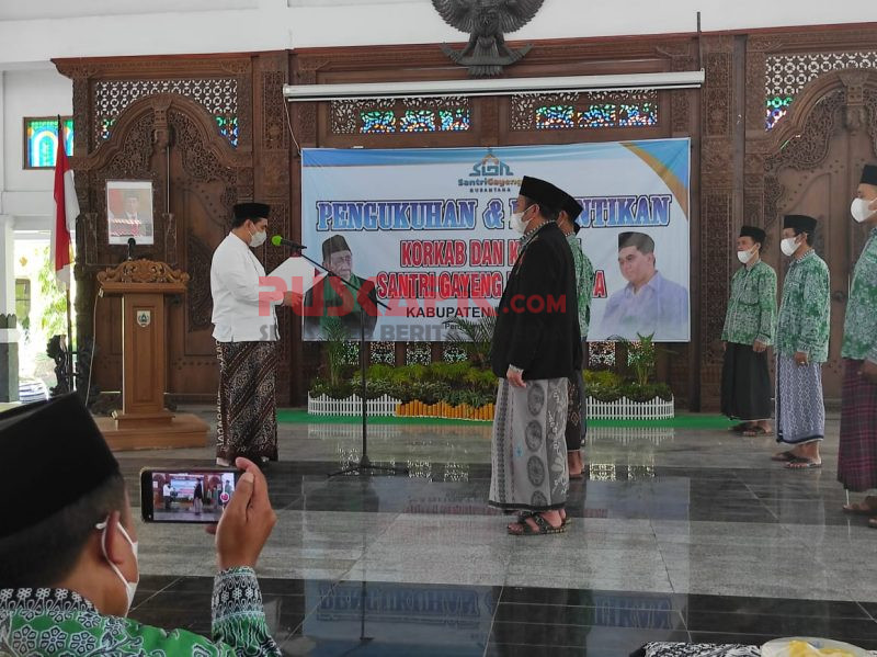 Wagub Lantik Pengurus Santri Gayeng Nusantara Pemalang