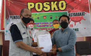 7 Anggota DPRD Pemalang Dapil 2 Salurkan Bantuan Beras untuk PKL Terdampak PPKM Darurat