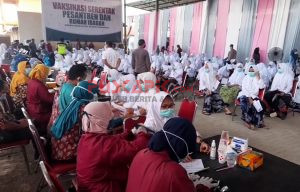 Hari Ini, Ribuan Santri di Brebes Divaksin