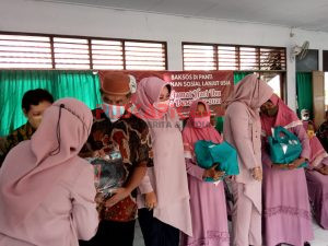 Hari Ibu, Anggota DPRD Perempuan dan IKD Pemalang Sambangi Panti Jompo