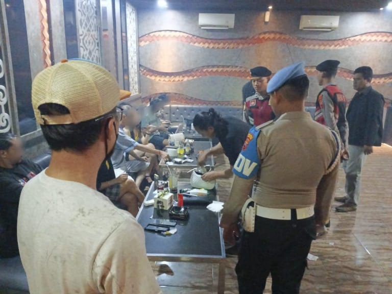Polisi Sidak Tempat Hiburan Malam Pemalang, Pengunjung Dites Narkoba