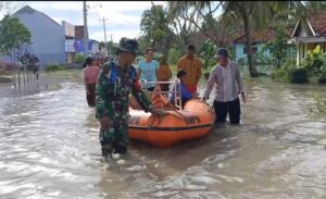 Sungai Comal Pemalang Meluap, Ratusan Rumah di Desa Pesantren Terendam