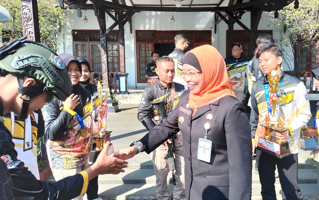 Dua Tahun Berkiprah, Inassoc Batang Borong Sembilan Trofi 