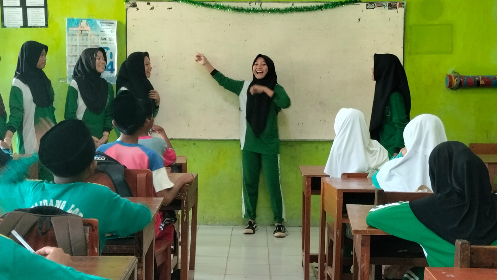 Termotivasi Jadi Hafiz, Siswa Baru Pilih MTs