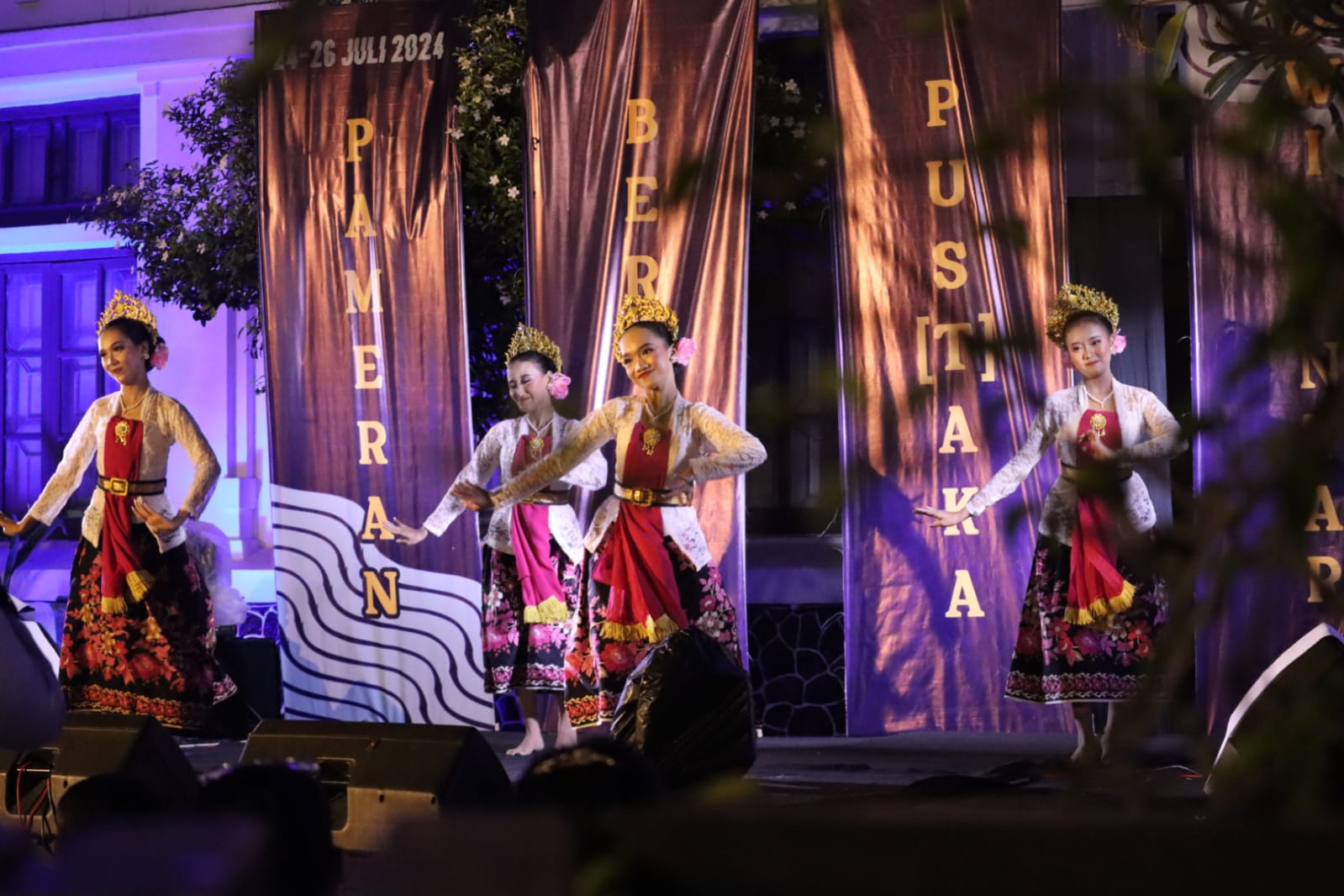 Pameran Pustaka Dwipantara, Suguhkan Pengalaman _Night at the Museum_ Batik Pekalongan 