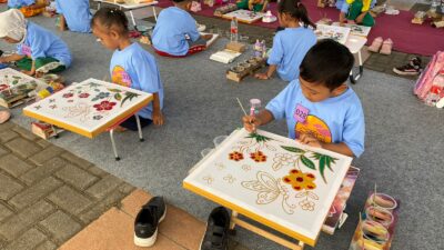 Dorong Kecintaan Terhadap Batik, Puluhan Siswa TK/RA Ikuti Lomba Nyolet