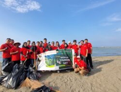 Bersih-Bersih Pantai Larangan Tegal, Memelihara Hidup Berdampingan Secara Damai