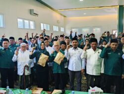 Caleg Gagal Terima Tali Asih, Semangat Menangkan Lutfi-Tak Yasin dan Ischak-Kholid