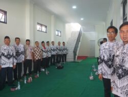 HUT ke-79, PGRI Kota Pekalongan Luncurkan Nyelawe: Inovasi Pendidikan Berbasis Dialog