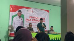 Sosialisasi Bareng OJK di Pemalang, Hanif Dhakiri Ajak Warga Waspadai Pinjol Ilegal