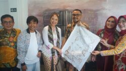 Kunjungi Kota Pekalongan, Wamenbud Giring Ganesha Dukung Pelestarian Batik Pekalongan