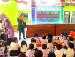 Bangun Budaya Literasi, Anak-anak Desa Kecepit Pemalang Diajak Gemar Membaca 