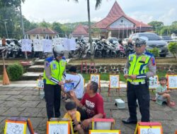 Gelar Art Policing di CFD Alun-Alun Kajen, Satlantas Polres Pekalongan Sosialisasikan Tertib Berlalu Lintas