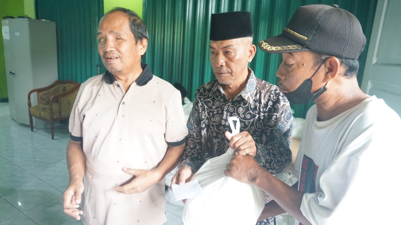 Ramadhan Bahagia, Ratusan Difabel Kota Pekalongan Terima Tasyarufan Zakat dari Baznas