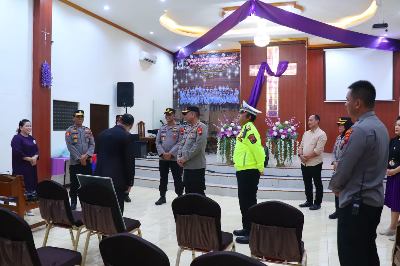Polres Pekalongan Kerahkan Personilnya Untuk Pengamanan Jumat Agung dan Paskah
