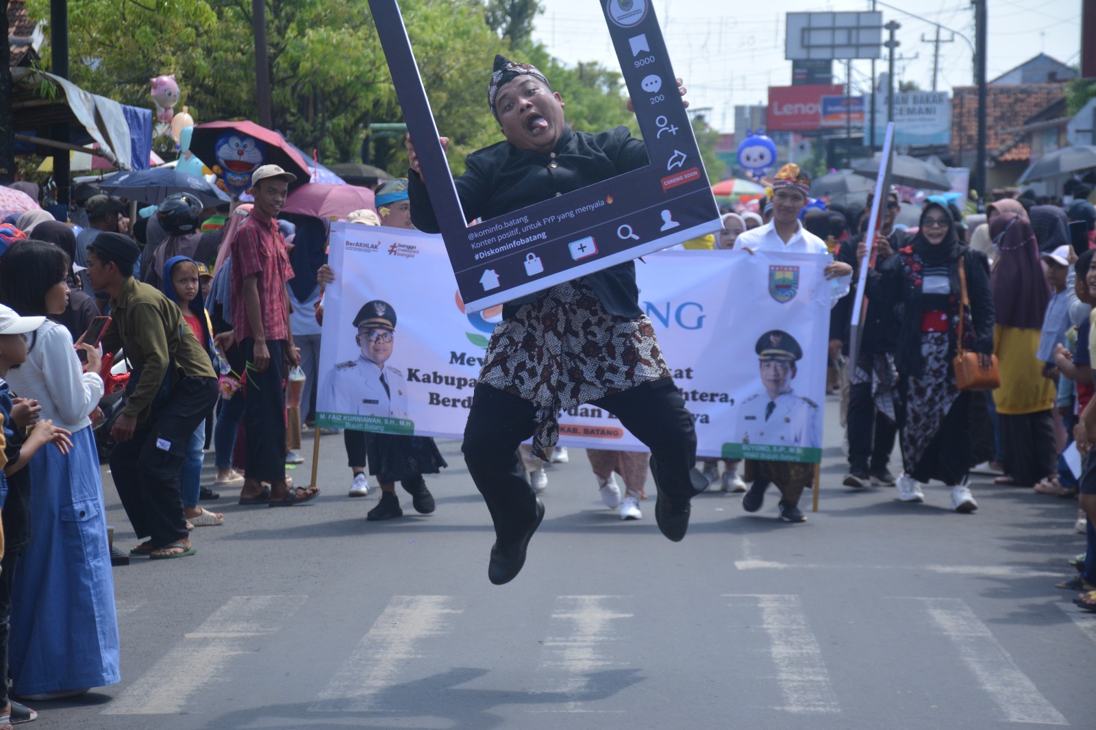 Ajak Bijak Bermedsos, Diskominfo Batang Tampilkan Replika Medsos