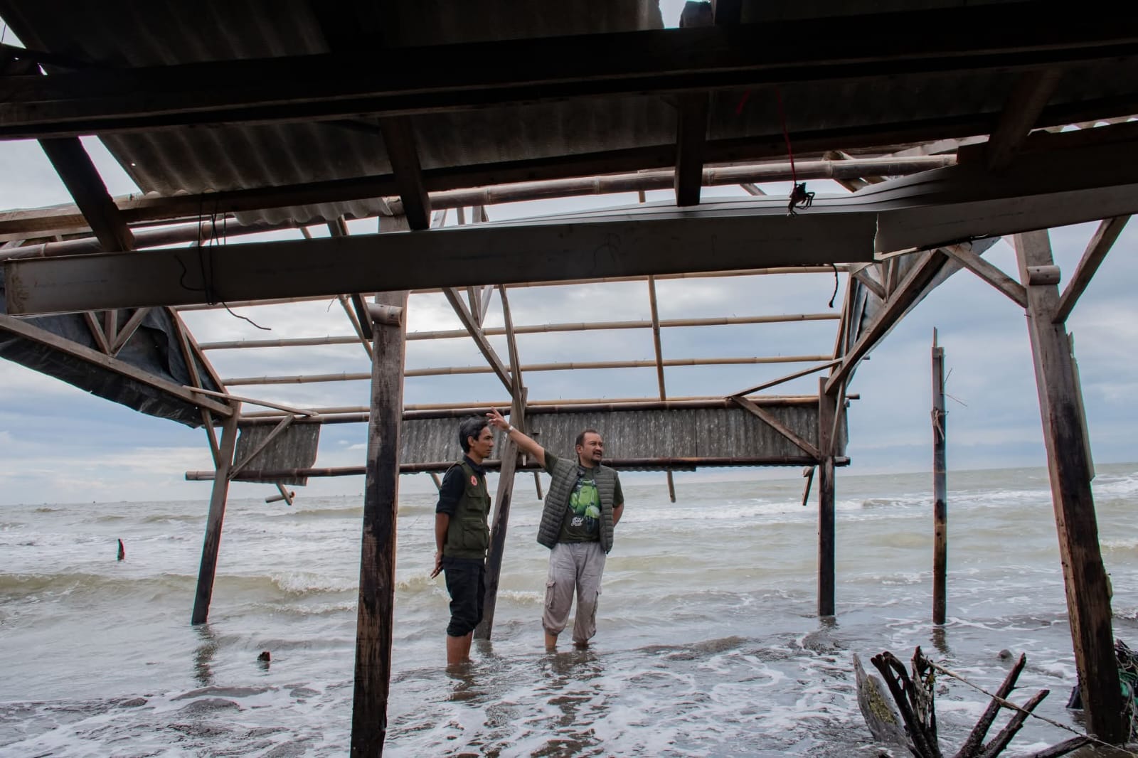 Rob Kian Parah di Ulujami, Bantuan Pemerintah Pusat Tak Kunjung Datang