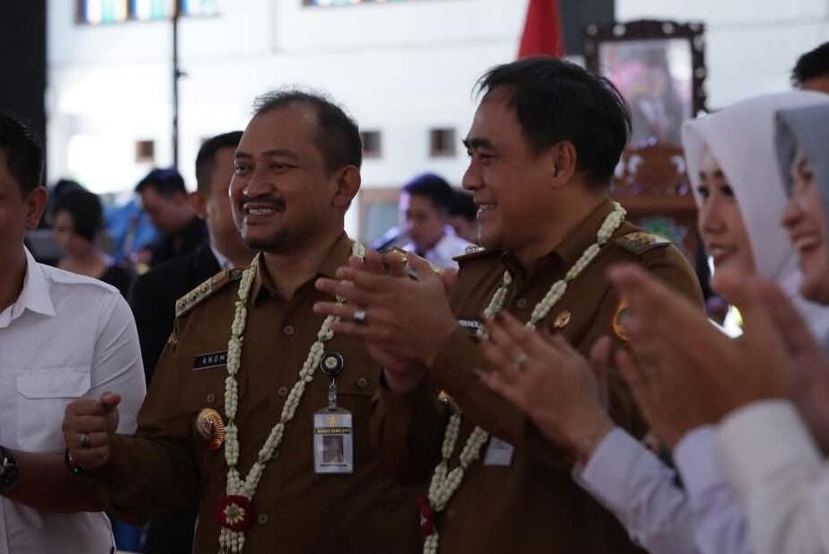 Capaian 100 Hari Kerja Anom – Nurkholes Tak Jelas