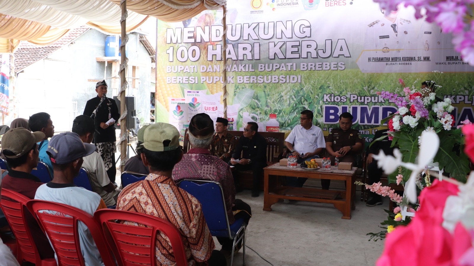 Bupati Brebes Gulirkan Program “Beresi Pupuk”, Tahroni Resmikan KPL Unggul Perkasa